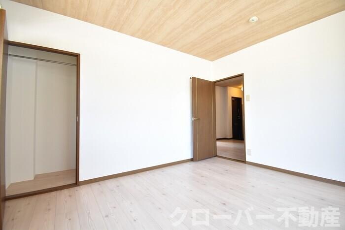 物件内観写真15　(洋室（北）６帖)