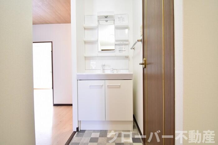 物件内観写真17　(洗髪洗面化粧台)