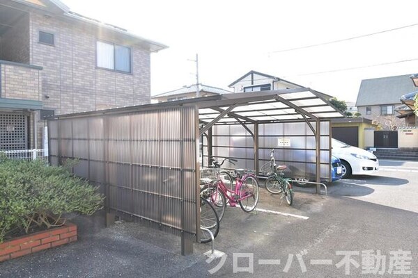 建物設備(駐輪場)