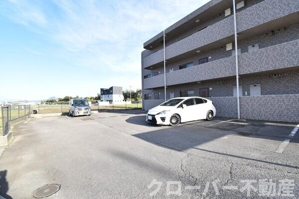 駐車場(駐車場)