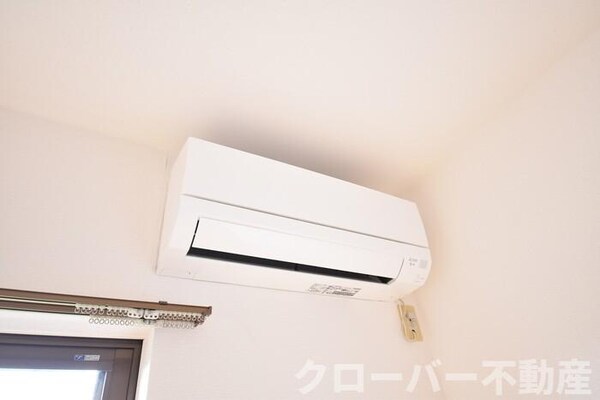 建物設備(エアコン)