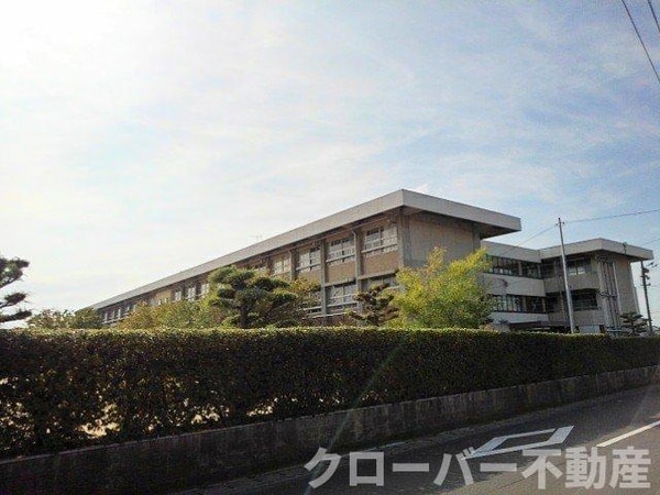 周辺環境(多度津町立豊原小学校まで900m)