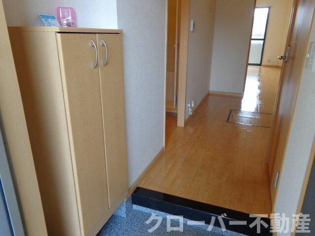 物件内観写真13　(玄関（イメージ）)