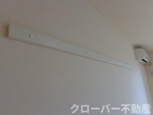 物件内観写真25　(ハンガーかけ（イメージ）)