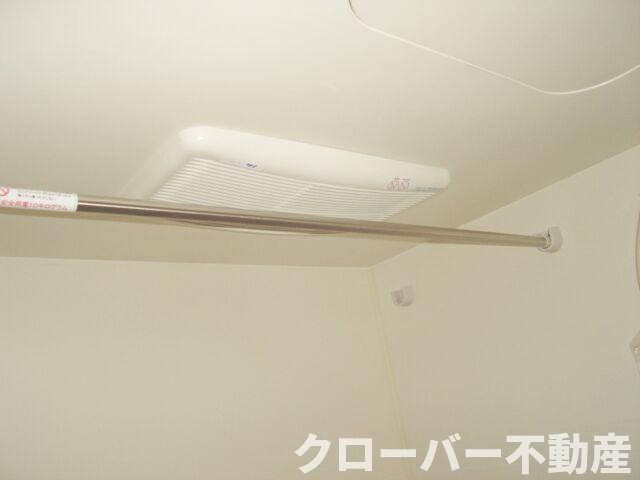 物件内観写真13　(浴室乾燥機)