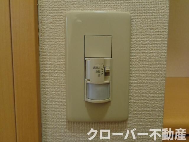 物件内観写真21　(人感センサー)