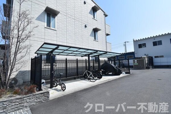 建物設備(駐輪場)