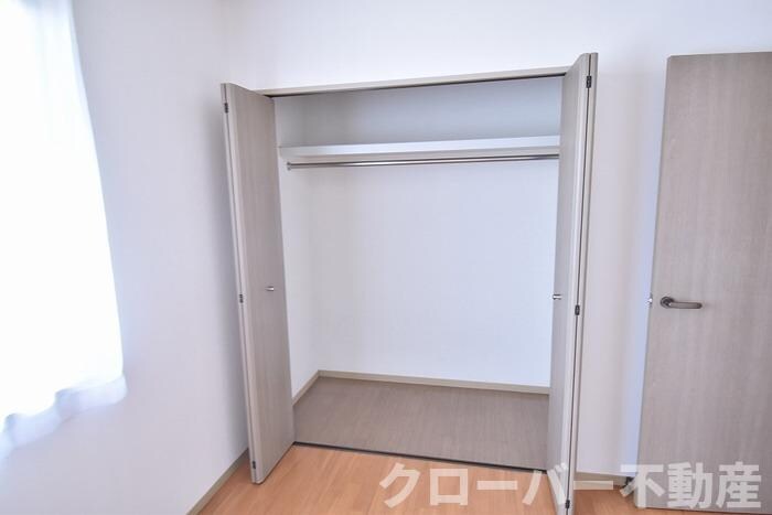 物件内観写真11　(クローゼット)