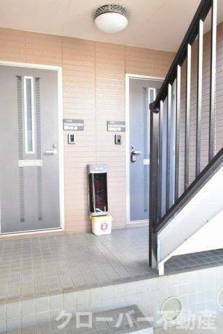 物件内観写真18　(エントランス)