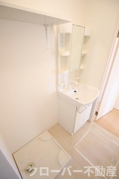 物件内観写真9　(洗面所)
