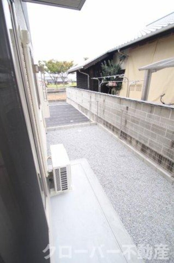 バルコニー(庭（専用庭）)