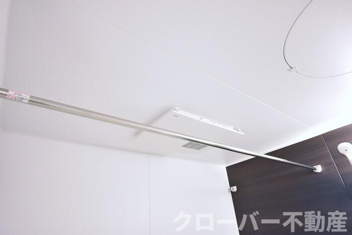 物件内観写真6　(浴室換気乾燥機)