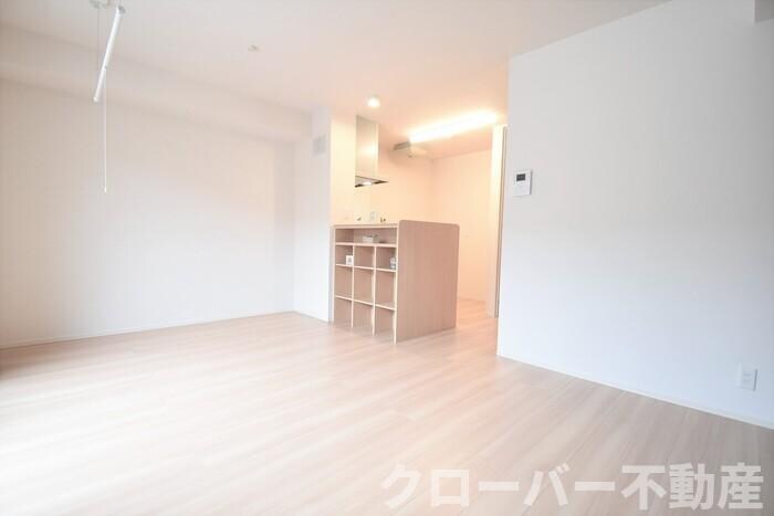 物件内観写真10　(LDK12帖)