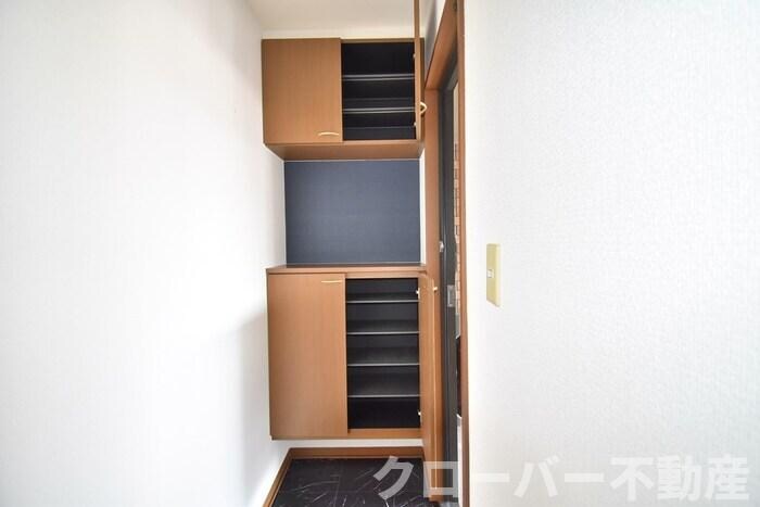 物件内観写真10　(シューズボックス（カウンタータイプ）)