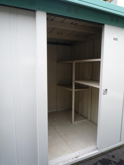 物件内観写真6　(屋外物置)