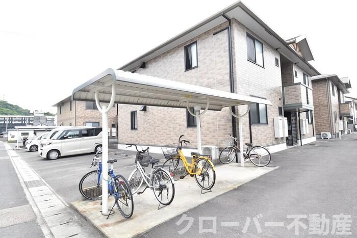 物件内観写真22　(駐輪場)