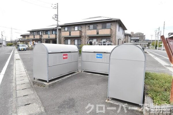 建物設備(ゴミ置場)