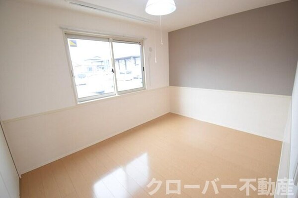 寝室(洋室６．１帖)