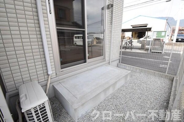 バルコニー(庭（専用庭）)