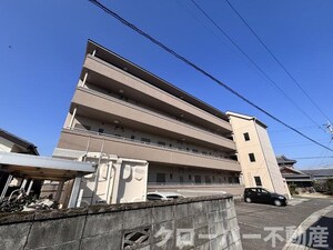 ピュアハイツ生野外観写真