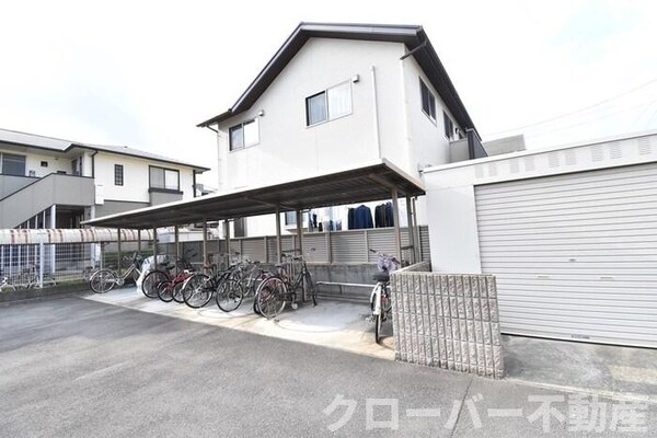 建物設備(駐輪場)