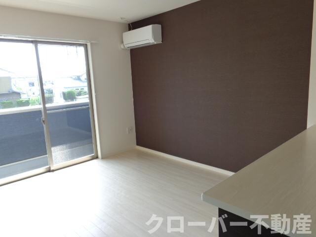 物件内観写真10　(リビング（イメージ）)