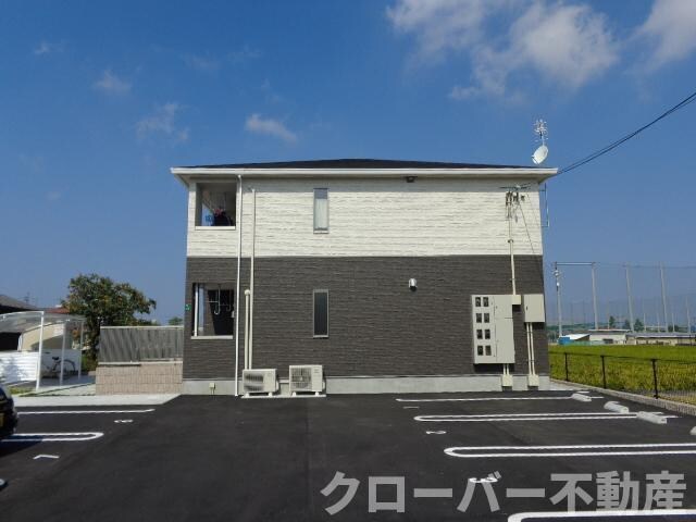 物件外観写真6　(外観写真（昼）)