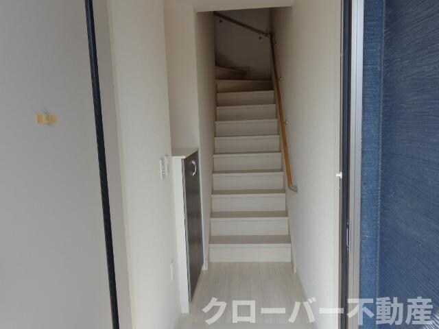 物件内観写真15　(玄関（イメージ）)