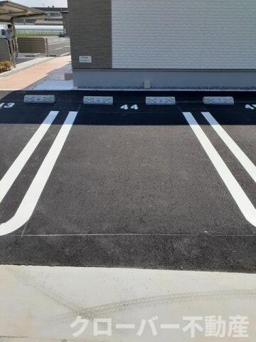 物件外観写真2　