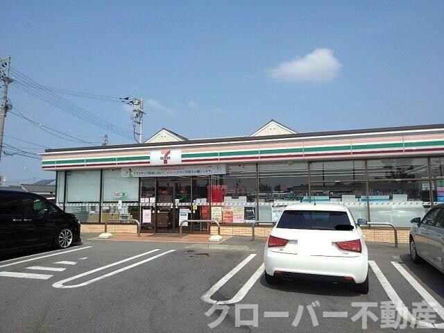 物件内観写真19　(セブンイレブン丸亀柞原町店まで400m)