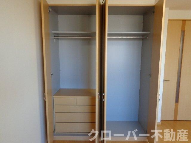 物件内観写真9　(収納)