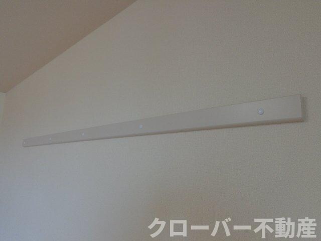 物件内観写真15　(ハンガーフック)
