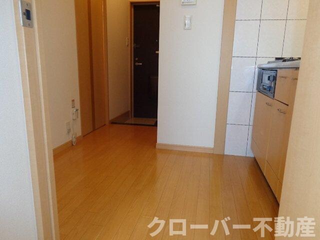 物件内観写真20　(廊下)