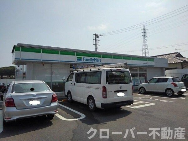 周辺環境(ファミリーマート丸亀山北町店まで500m)