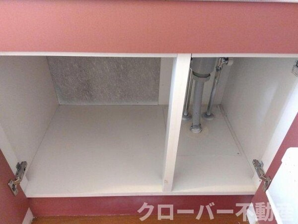 内装他