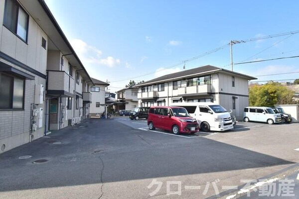 駐車場(駐車場)