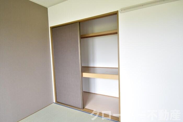 物件内観写真13　(物入)