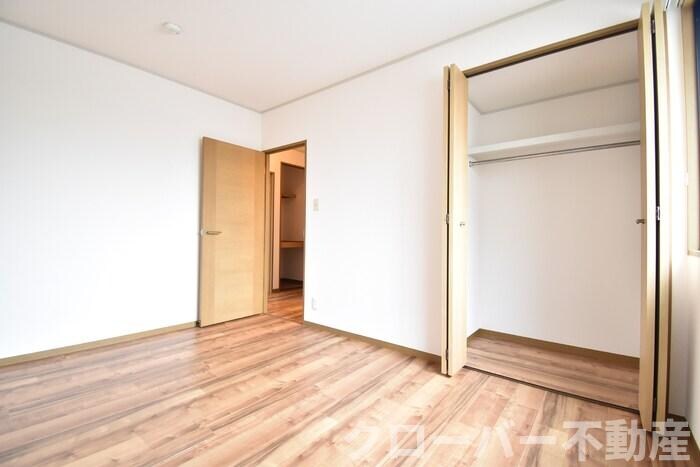 物件内観写真20　(洋室６帖)