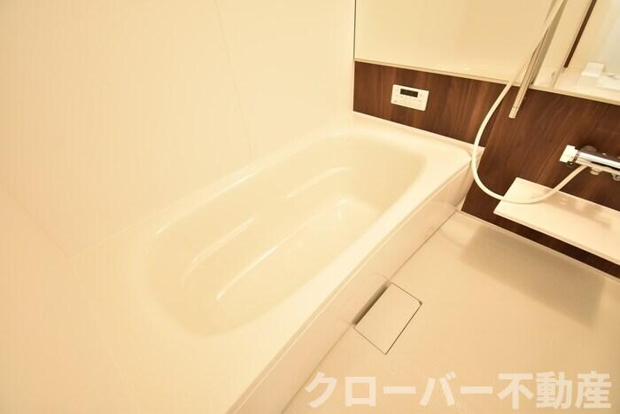 物件内観写真8　(浴室)
