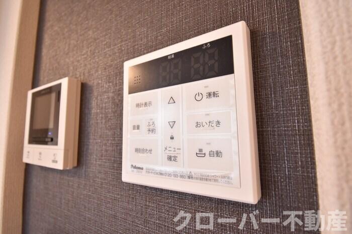 物件内観写真16　(追い焚き給湯)