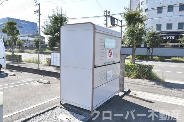 物件内観写真27　(ゴミ置場)