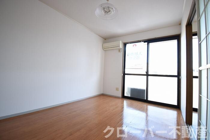 物件内観写真10　(洋室6.0帖)