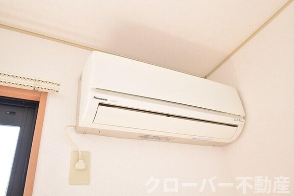 建物設備(エアコン)