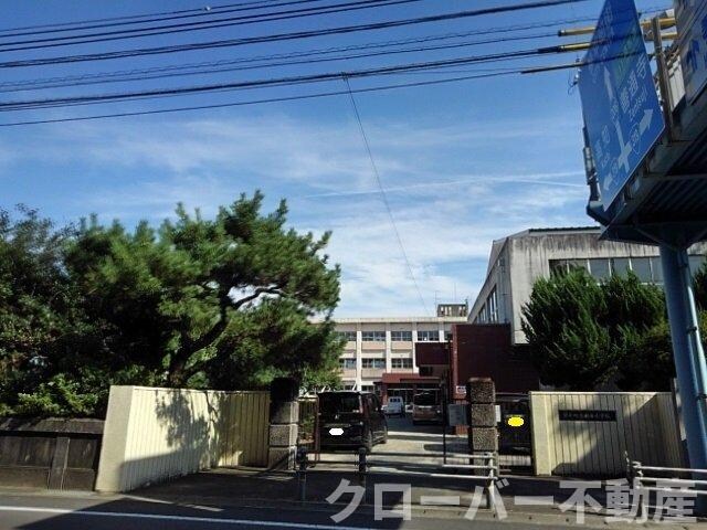 物件外観写真4　(琴平町立榎井小学校まで1500m)