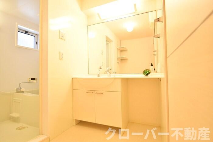物件内観写真7　(洗髪洗面化粧台)