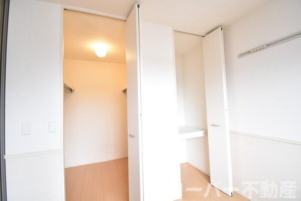 収納(ウォークインクローゼット・物入)