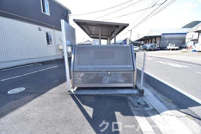 物件内観写真19　(ゴミ置場)