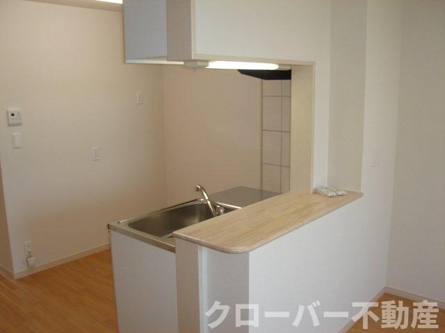 物件内観写真3　(キッチン)