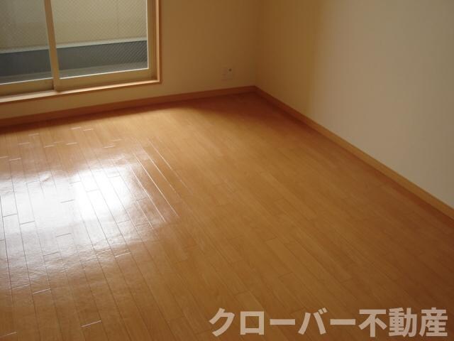 物件内観写真6　(リビング)