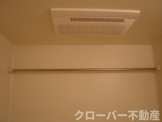 物件内観写真15　(浴室乾燥機)